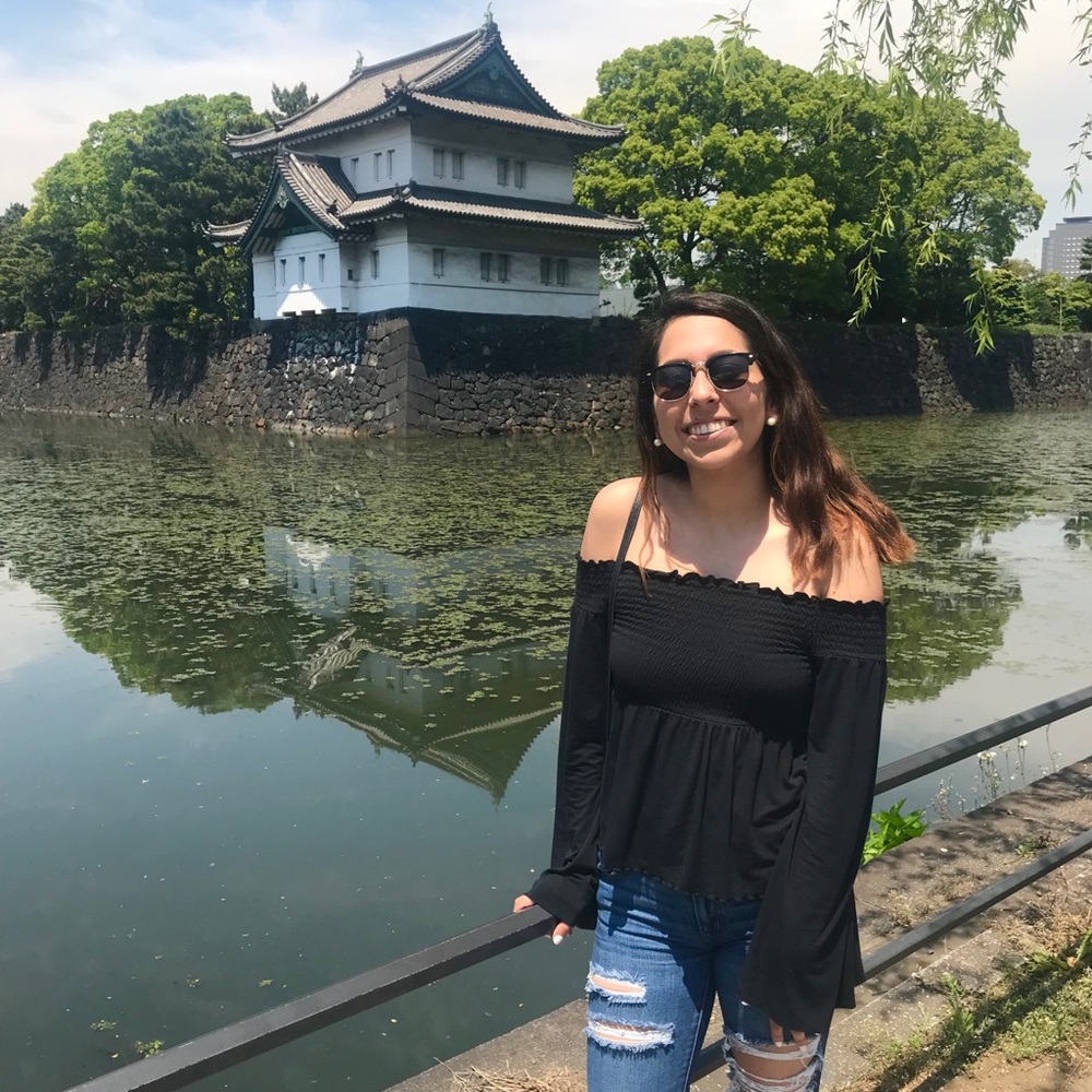 Meet your Posher, Nicole